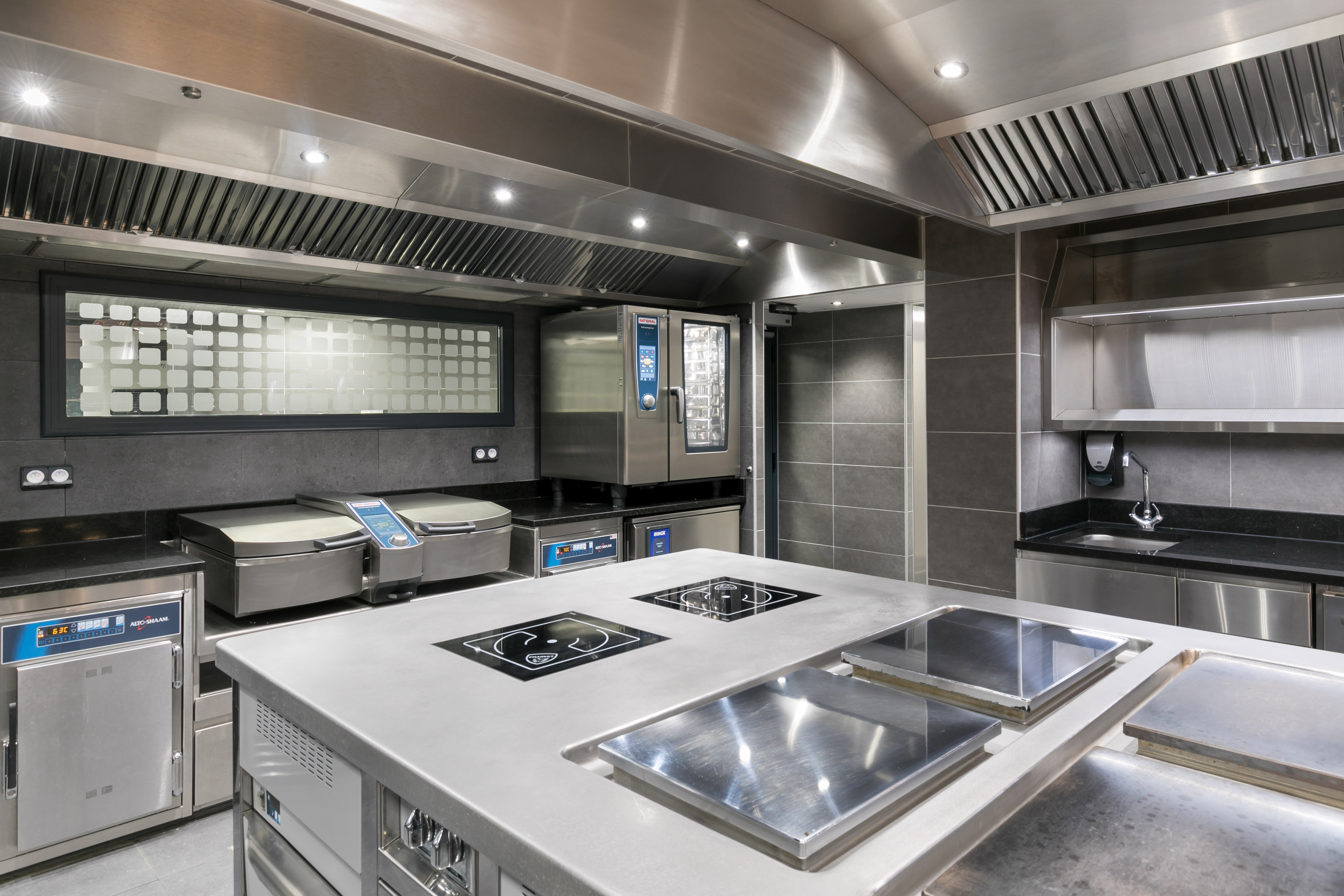 Réalisation hotte tout inox